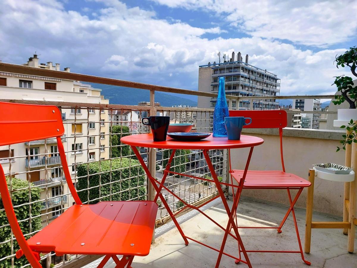 Champon - Lumineux 2 Chambres Avec Garage Prive - Tram A 1 Min Grenoble Exterior photo